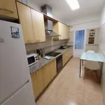 Actualizado 2024, Casco Vello 7 Minutos, Wifi Apartment *