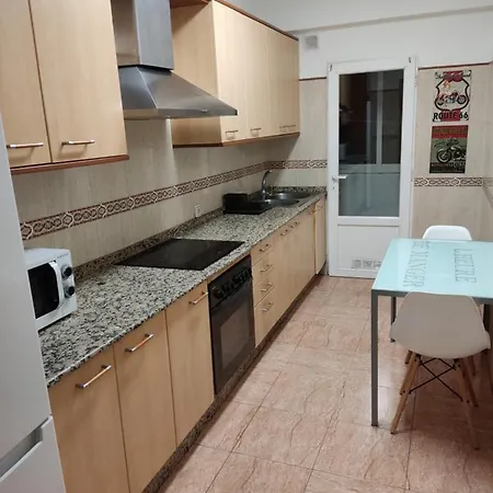 Apartman Actualizado 2024, Casco Vello 7 Minutos, Wifi