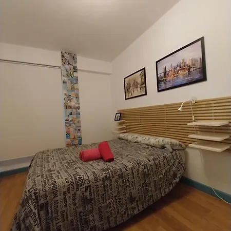Actualizado 2024, Casco Vello 7 Minutos, Wifi Apartment Vigo