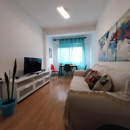 Actualizado 2024, Casco Vello 7 Minutos, Wifi Apartmán Vigo