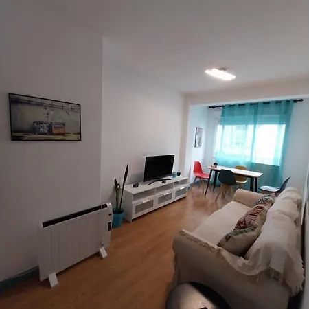 Apartmán Actualizado 2024, Casco Vello 7 Minutos, Wifi *