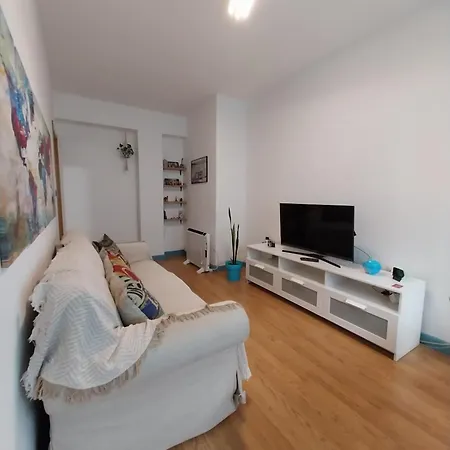 Apartment Actualizado 2024, Casco Vello 7 Minutos, Wifi