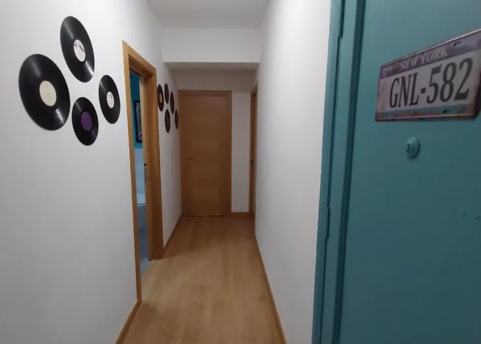 Apartmán Actualizado 2024, Casco Vello 7 Minutos, Wifi *